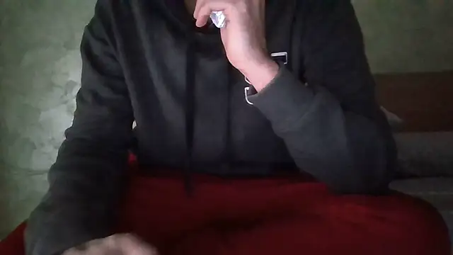 Snapshot of Drogon1000 chatting on January 10, 2026, 1:39 pm Drogon1000 online show from January 10, 2026, 1:39 pm