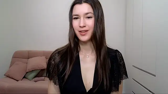 AliciaNewell online show from February 14, 2025, 8:21 am
