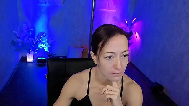 Snapshot of kimberlyray777 chatting on September 30, 2025, 1:33 am kimberlyray777 online show from September 30, 2025, 1:33 am