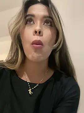 Snapshot of Emilia_Bakerr chatting on January 19, 2025, 6:21 pm Emilia Bakerr online show from January 19, 2025, 6:21 pm