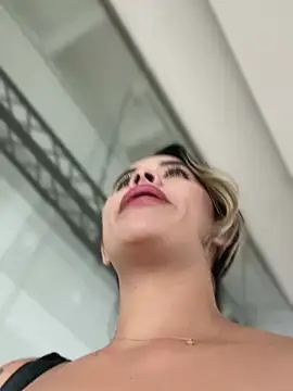 Snapshot of Emilia_Bakerr chatting on February 19, 2025, 9:03 pm Emilia Bakerr online show from February 19, 2025, 9:03 pm