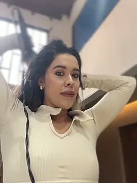 Snapshot of Emilia_Bakerr chatting on March 21, 2025, 6:40 pm Emilia Bakerr online show from March 21, 2025, 6:40 pm