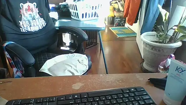 Daremeknot online show from March 30, 2026, 1:34 pm