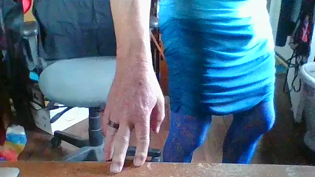 Daremeknot online show from November 6, 2025, 3:16 pm