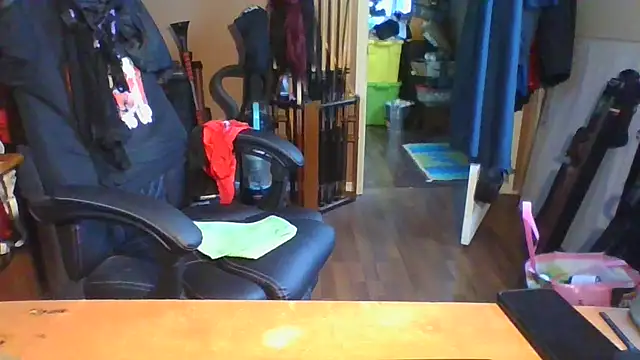 Snapshot of Daremeknot chatting on July 21, 2026, 2:29 pm Daremeknot online show from July 21, 2026, 2:29 pm