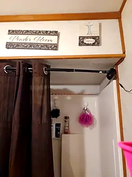 Snapshot of sweetkitty111 chatting on October 28, 2025, 4:02 am sweetkitty111 online show from October 28, 2025, 4:02 am