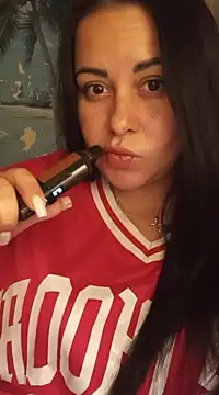 Snapshot of DaisyStreet chatting on October 8, 2025, 4:29 pm DaisyStreet online show from October 8, 2025, 4:29 pm