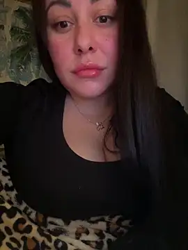 DaisyStreet online show from December 21, 2025, 4:52 pm