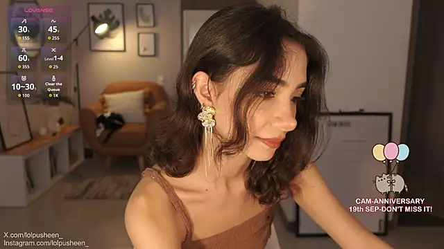 Snapshot of JulietteDee chatting on September 14, 2025, 4:51 pm JulietteDee online show from September 14, 2025, 4:51 pm