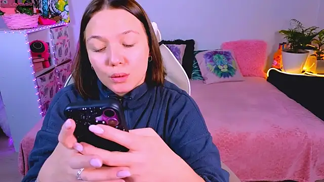 Karen morris online show from November 26, 2025, 4:01 am