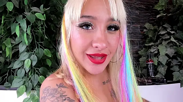miss danika online show from February 17, 2025, 2:06 pm