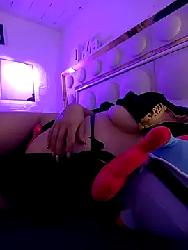 Snapshot of lucianaroy chatting on October 10, 2025, 5:41 am lucianaroy online show from October 10, 2025, 5:41 am