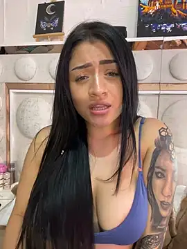 lucianaroy online show from January 31, 2025, 2:48 am