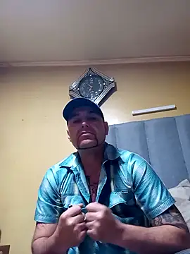 TrainedFinder5 online show from November 8, 2025, 12:47 am