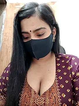 Ritusri Dotta online show from November 3, 2025, 5:49 pm