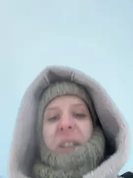 Snapshot of LikaCat chatting on January 13, 2026, 2:59 am LikaCat online show from January 13, 2026, 2:59 am