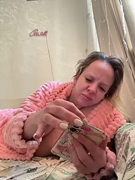 LikaCat online show from March 4, 2026, 2:41 am