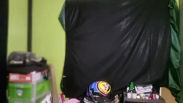 Tipredeye online show from October 15, 2025, 11:46 pm