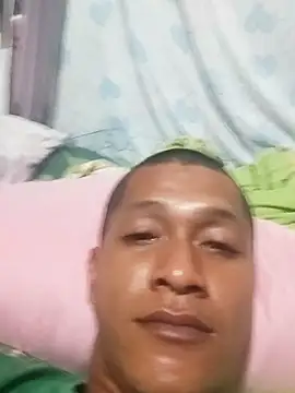 Snapshot of Hakim699 chatting on October 3, 2025, 12:28 pm Hakim699 online show from October 3, 2025, 12:28 pm