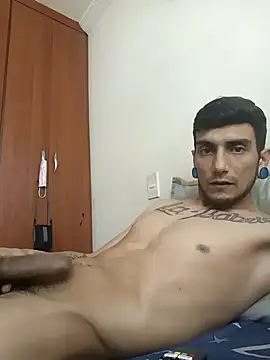 Snapshot of Bogotano1312 chatting on October 24, 2025, 5:34 pm Bogotano1312 online show from October 24, 2025, 5:34 pm