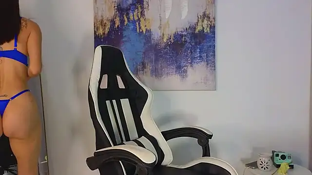 KristennBlue online show from November 15, 2025, 9:57 am