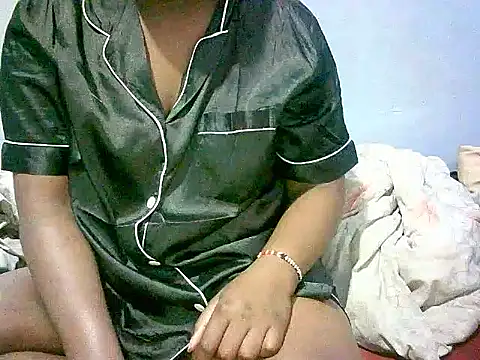 Snapshot of honeypotsweet chatting on September 27, 2025, 6:41 am honeypotsweet online show from September 27, 2025, 6:41 am