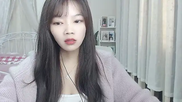 Jenny-Z online show from October 26, 2025, 2:45 am