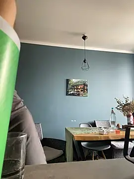 QuitieLia online show from February 24, 2026, 7:20 am