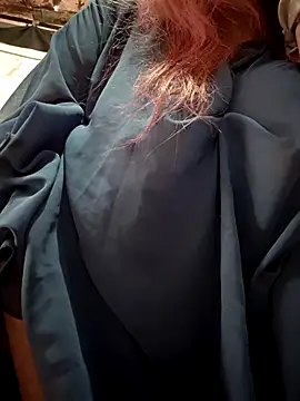 Snapshot of katybell1 chatting on November 9, 2025, 2:21 pm katybell1 online show from November 9, 2025, 2:21 pm