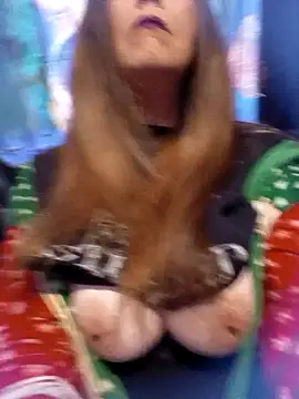 Snapshot of katybell1 chatting on December 27, 2024, 1:39 pm katybell1 online show from December 27, 2024, 1:39 pm