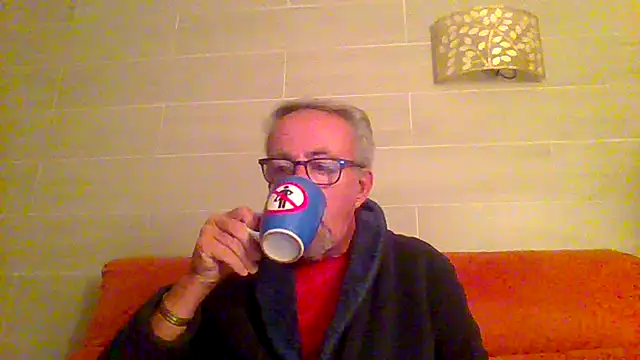 tuggy59 online show from December 17, 2025, 5:45 am