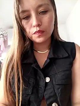 marena saenz online show from January 7, 2026, 8:47 pm