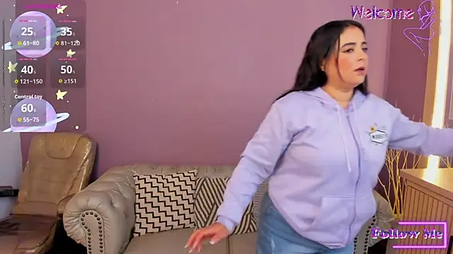 Snapshot of taylor_bennet chatting on October 12, 2025, 12:17 pm taylor bennet online show from October 12, 2025, 12:17 pm