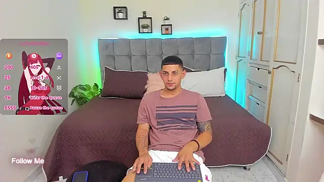 Alex cute77 online show from February 12, 2025, 6:19 pm