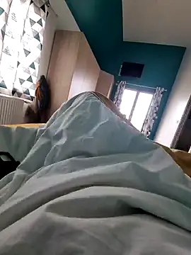 Snapshot of hairydickfr chatting on February 3, 2025, 8:35 am hairydickfr online show from February 3, 2025, 8:35 am