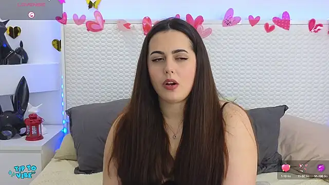 Eva Rogers  online show from February 14, 2025, 2:23 pm