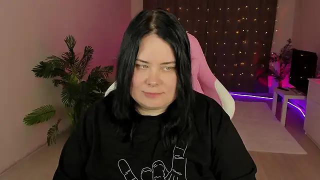 Snapshot of Akemi_BBW chatting on September 30, 2025, 5:19 pm Akemi BBW online show from September 30, 2025, 5:19 pm