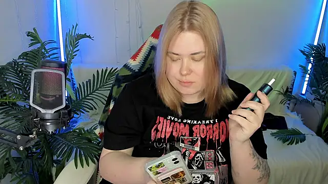 Akemi BBW online show from February 7, 2025, 8:20 pm