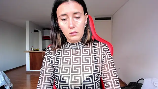 zoe jeane beker online show from February 19, 2025, 10:20 pm