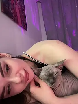 KristenSayles online show from March 16, 2025, 8:54 pm