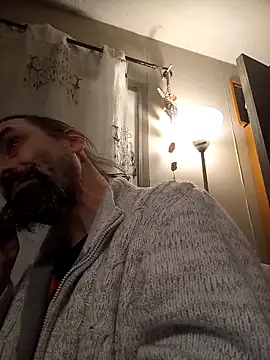 teekoine1 online show from November 7, 2025, 1:32 am