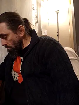 teekoine1 online show from December 1, 2025, 1:17 am