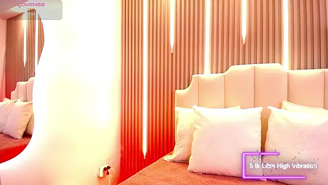 Katy Van online show from February 9, 2026, 9:57 pm