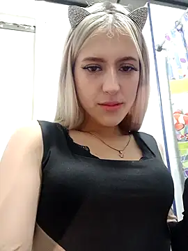 eva-2023 online show from January 12, 2025, 11:04 pm