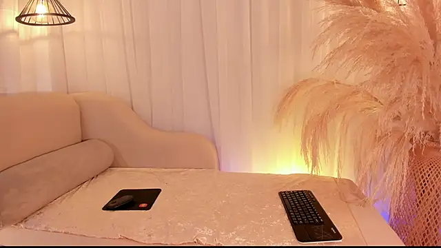 Snapshot of anniesweet02 chatting on October 15, 2025, 10:51 pm anniesweet02 online show from October 15, 2025, 10:51 pm