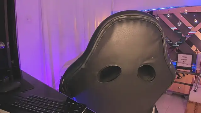 Snapshot of anniesweet02 chatting on March 1, 2025, 1:53 am anniesweet02 online show from March 1, 2025, 1:53 am