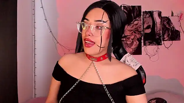 willow poisson online show from September 25, 2025, 5:19 pm