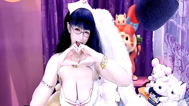 Snapshot of kumamon- chatting on January 10, 2025, 4:30 pm kumamon- online show from January 10, 2025, 4:30 pm