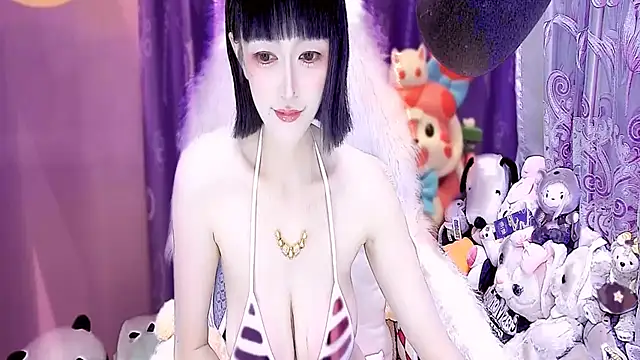 Snapshot of kumamon- chatting on October 21, 2025, 2:16 pm kumamon- online show from October 21, 2025, 2:16 pm