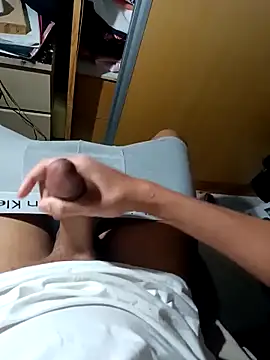 Snapshot of foxy__z chatting on March 3, 2026, 2:29 am foxy z online show from March 3, 2026, 2:29 am